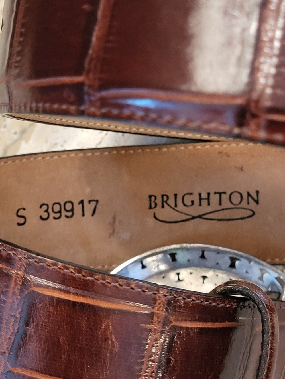 Brighton 39917 Brown Alligator Embossed Leather Belt Silvertone Buckle Small - Picture 11 of 13